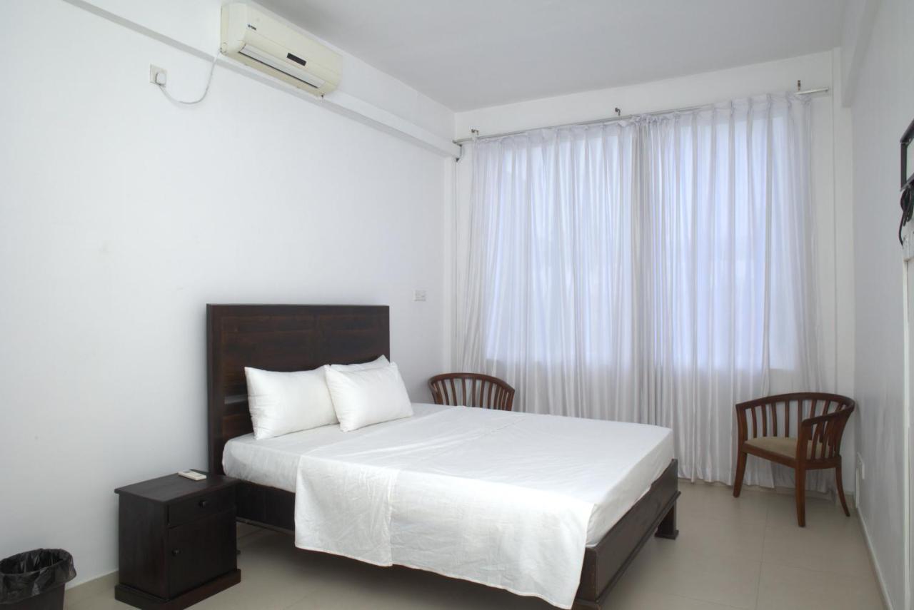 Dazzle Bay By Twenty Two Hotel Weligama Exterior foto